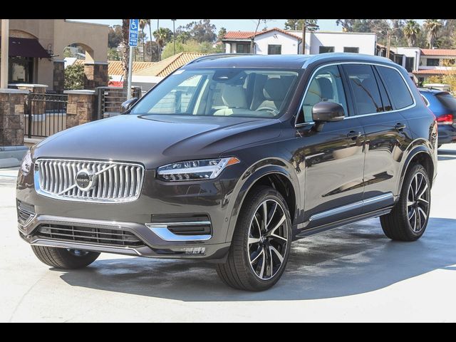 2023 Volvo XC90 Plus