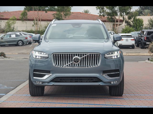 2023 Volvo XC90 Plus