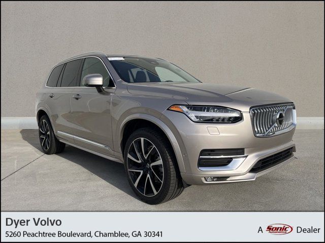 2023 Volvo XC90 Plus