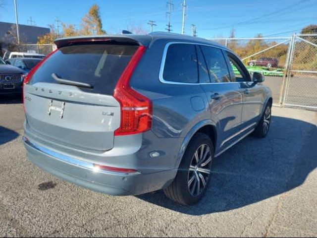 2023 Volvo XC90 Plus