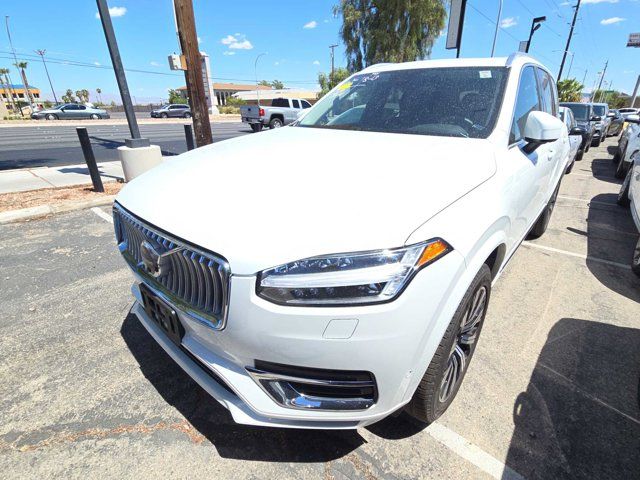 2023 Volvo XC90 Plus