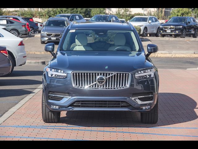 2023 Volvo XC90 Plus