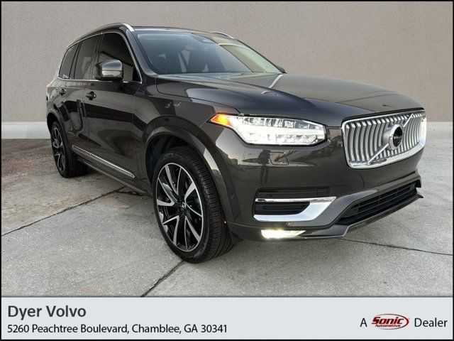 2023 Volvo XC90 Plus