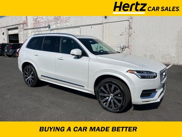 2023 Volvo XC90 Plus