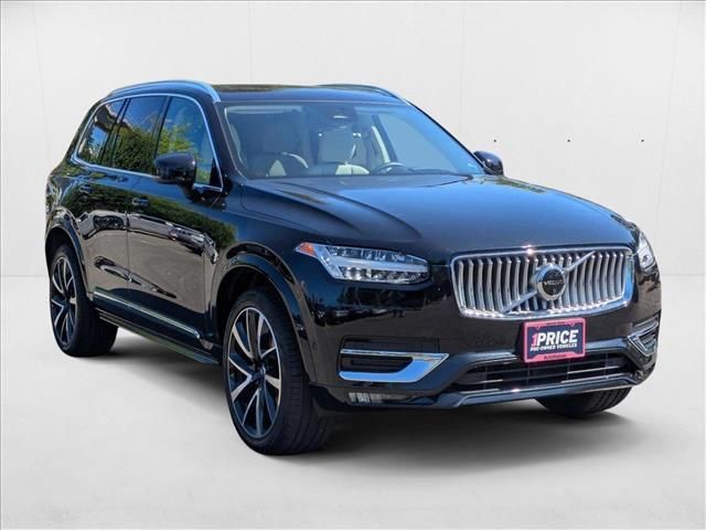 2023 Volvo XC90 Plus