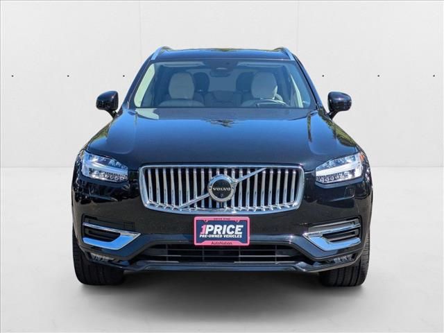 2023 Volvo XC90 Plus