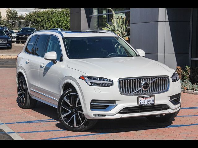 2023 Volvo XC90 Plus