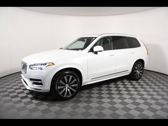 2023 Volvo XC90 Plus