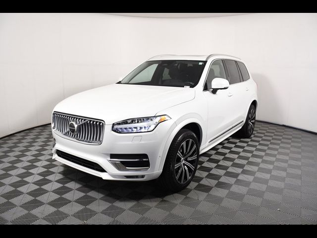 2023 Volvo XC90 Plus