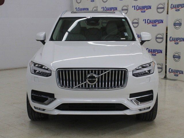 2023 Volvo XC90 Plus