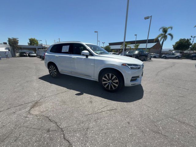 2023 Volvo XC90 Plus