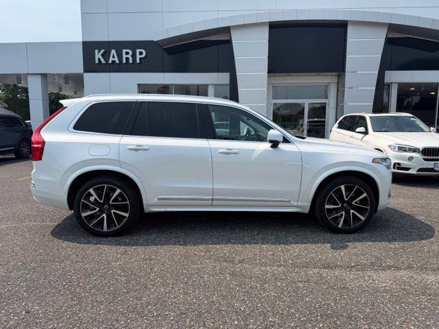 2023 Volvo XC90 Plus