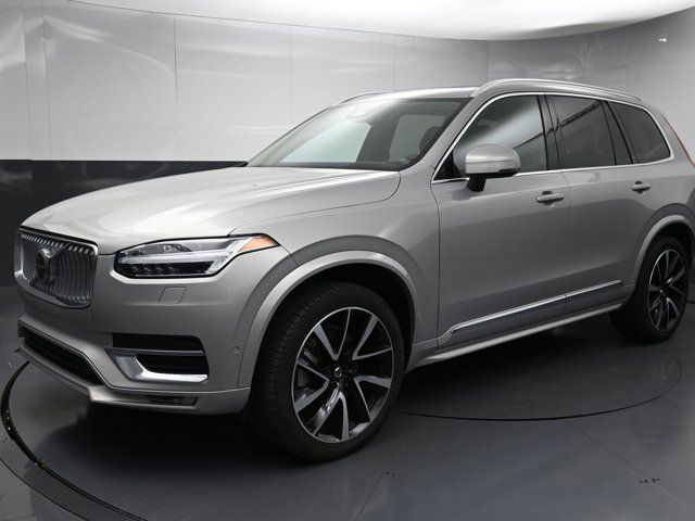 2023 Volvo XC90 Plus