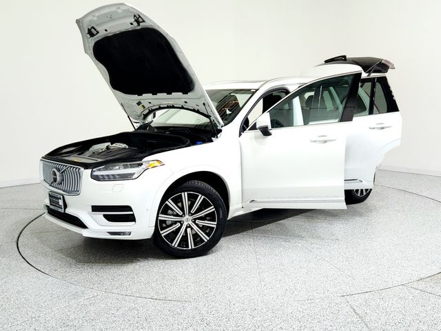 2023 Volvo XC90 Plus