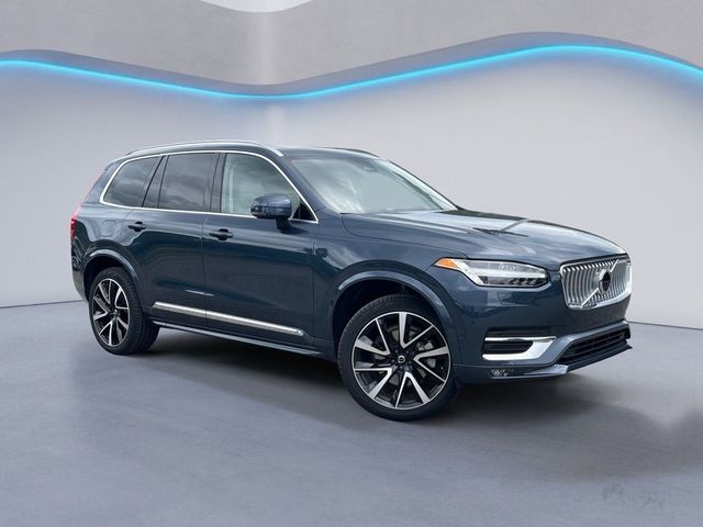 2023 Volvo XC90 Plus