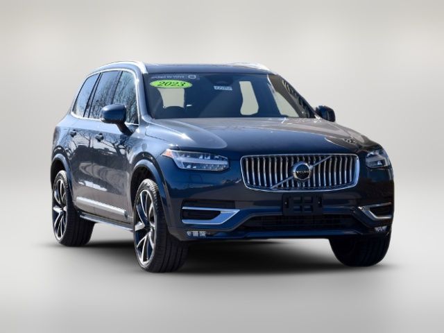 2023 Volvo XC90 Plus