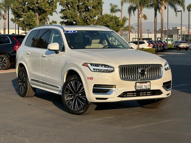 2023 Volvo XC90 Recharge Plug-In Hybrid Plus Bright Theme