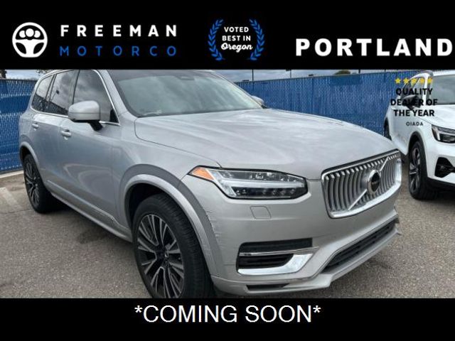 2023 Volvo XC90 Recharge Plug-In Hybrid Core Bright Theme