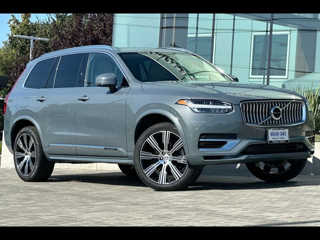 2023 Volvo XC90 Recharge Plug-In Hybrid Plus Bright Theme