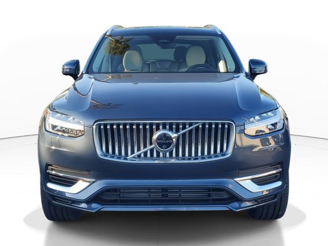 2023 Volvo XC90 Recharge Plug-In Hybrid Plus Bright Theme