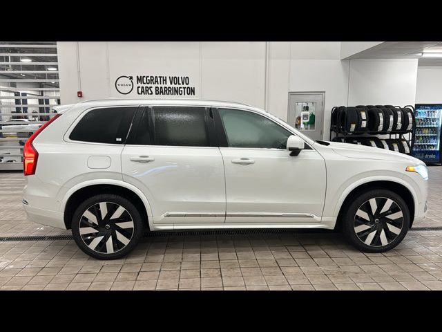 2023 Volvo XC90 Recharge Plug-In Hybrid Plus Bright Theme