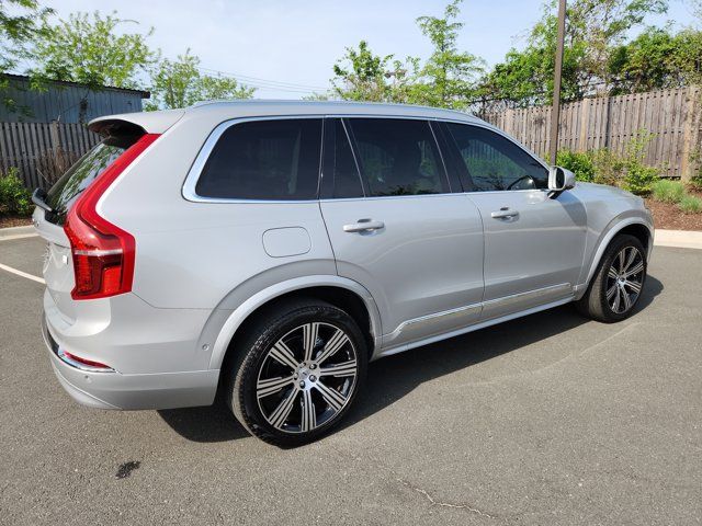 2023 Volvo XC90 Recharge Plug-In Hybrid Plus Bright Theme