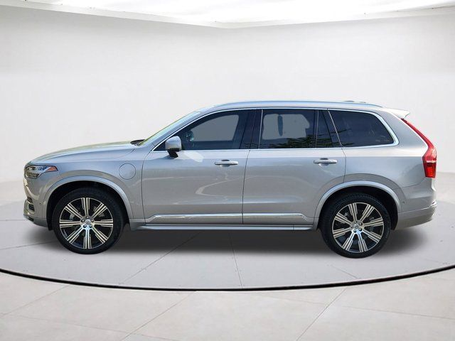 2023 Volvo XC90 Recharge Plug-In Hybrid Plus Bright Theme