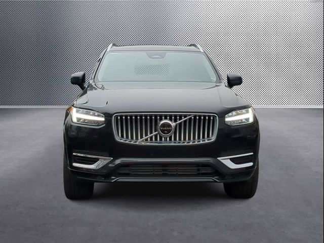 2023 Volvo XC90 Recharge Plug-In Hybrid Plus Bright Theme