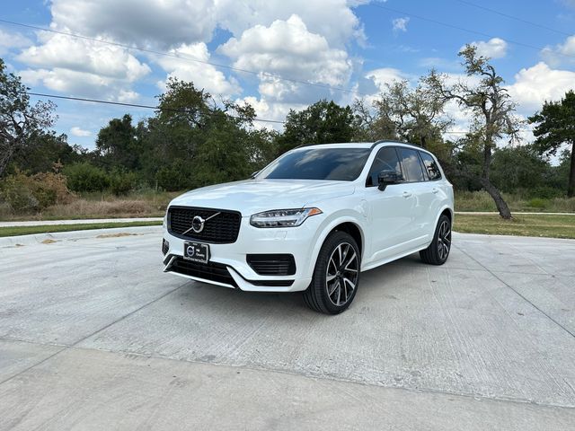 2023 Volvo XC90 Recharge Plug-In Hybrid Plus Dark Theme