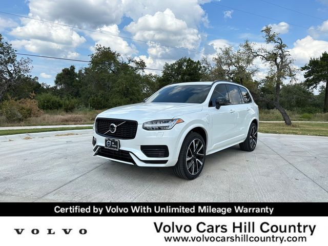 2023 Volvo XC90 Recharge Plug-In Hybrid Plus Dark Theme