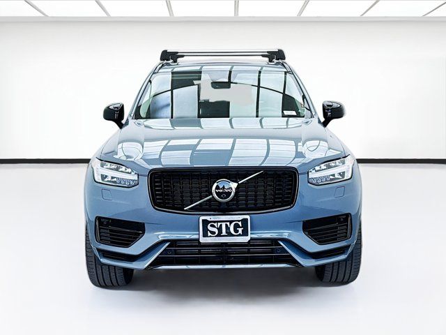 2023 Volvo XC90 Recharge Plug-In Hybrid Plus Dark Theme