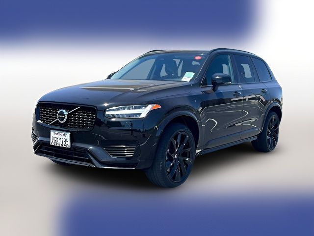 2023 Volvo XC90 Recharge Plug-In Hybrid Plus Dark Theme