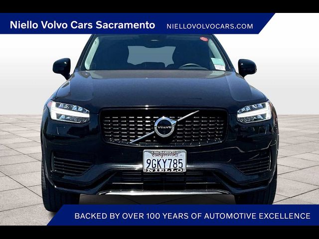 2023 Volvo XC90 Recharge Plug-In Hybrid Plus Dark Theme