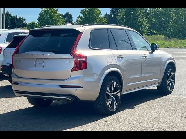 2023 Volvo XC90 Recharge Plug-In Hybrid Plus Dark Theme