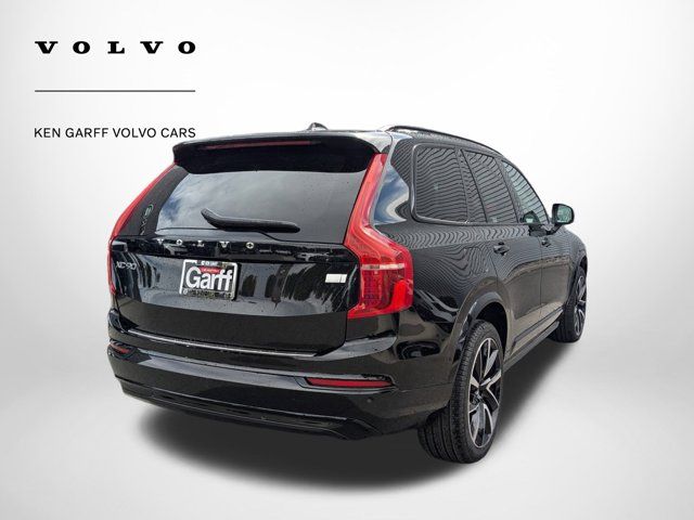 2023 Volvo XC90 Recharge Plug-In Hybrid Plus Dark Theme