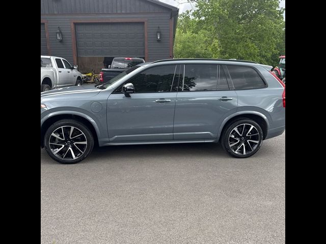 2023 Volvo XC90 Recharge Plug-In Hybrid Plus Dark Theme