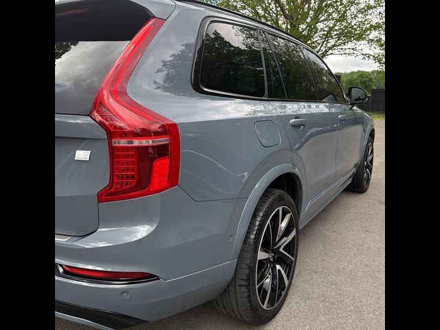 2023 Volvo XC90 Recharge Plug-In Hybrid Plus Dark Theme