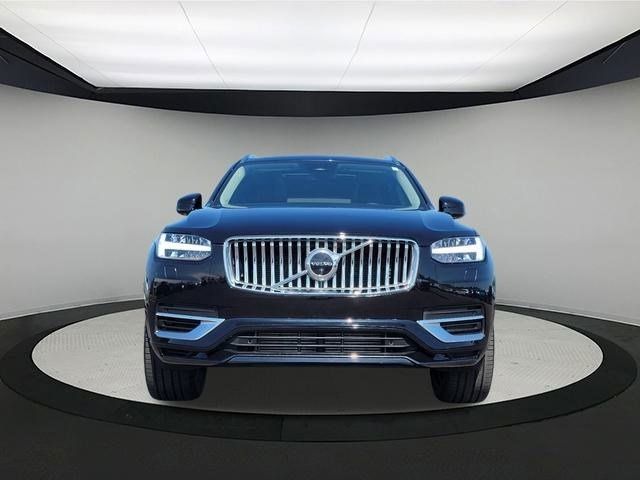 2023 Volvo XC90 Recharge Plug-In Hybrid Plus Bright Theme