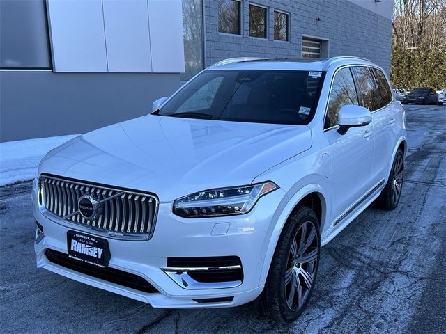 2023 Volvo XC90 Recharge Plug-In Hybrid Plus Bright Theme