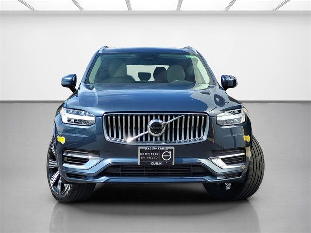 2023 Volvo XC90 Recharge Plug-In Hybrid Plus Bright Theme