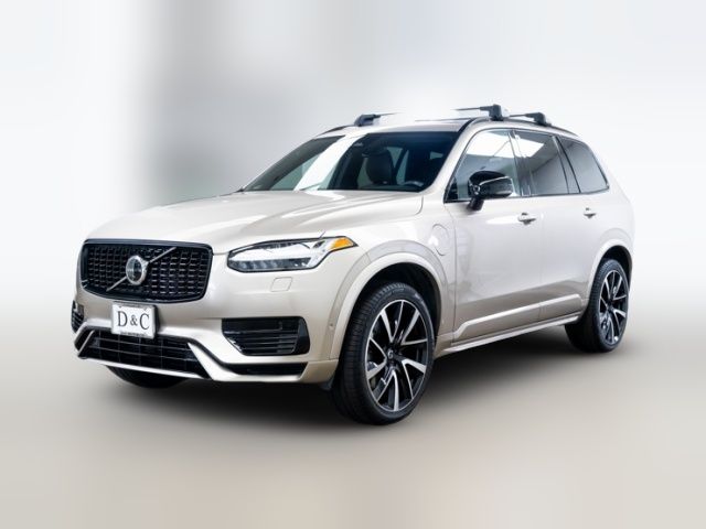 2023 Volvo XC90 Recharge Plug-In Hybrid Plus Dark Theme