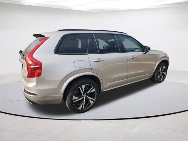 2023 Volvo XC90 Recharge Plug-In Hybrid Plus Dark Theme