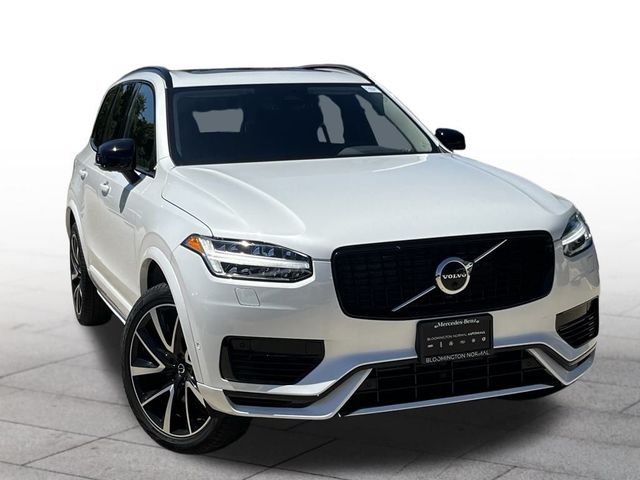 2023 Volvo XC90 Recharge Plug-In Hybrid Plus Dark Theme