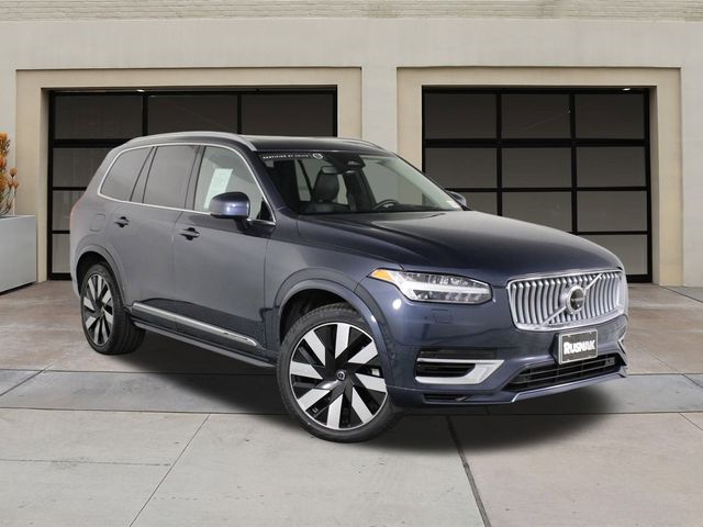 2023 Volvo XC90 Recharge Plug-In Hybrid Ultimate