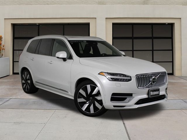 2023 Volvo XC90 Recharge Plug-In Hybrid Ultimate