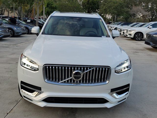 2023 Volvo XC90 Recharge Plug-In Hybrid Ultimate