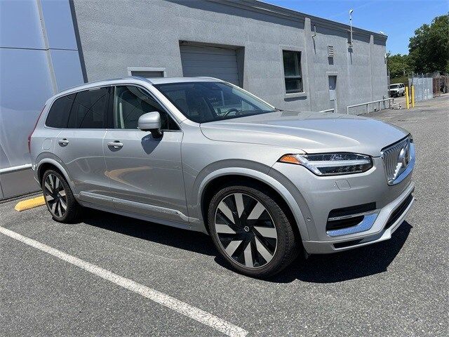 2023 Volvo XC90 Recharge Plug-In Hybrid Ultimate