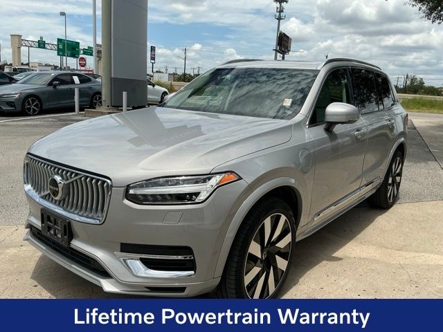 2023 Volvo XC90 Recharge Plug-In Hybrid Ultimate