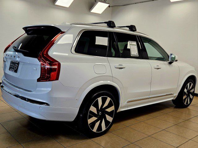 2023 Volvo XC90 Recharge Plug-In Hybrid Ultimate