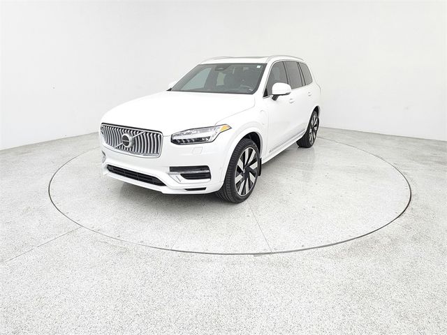 2023 Volvo XC90 Recharge Plug-In Hybrid Ultimate Bright Theme